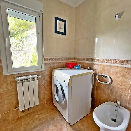 La Capitana Apartment *